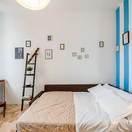 شقة Ideal Rent - Viale Legioni Romane 7 *