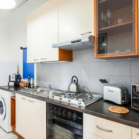 Ideal Rent - Viale Legioni Romane 7 *